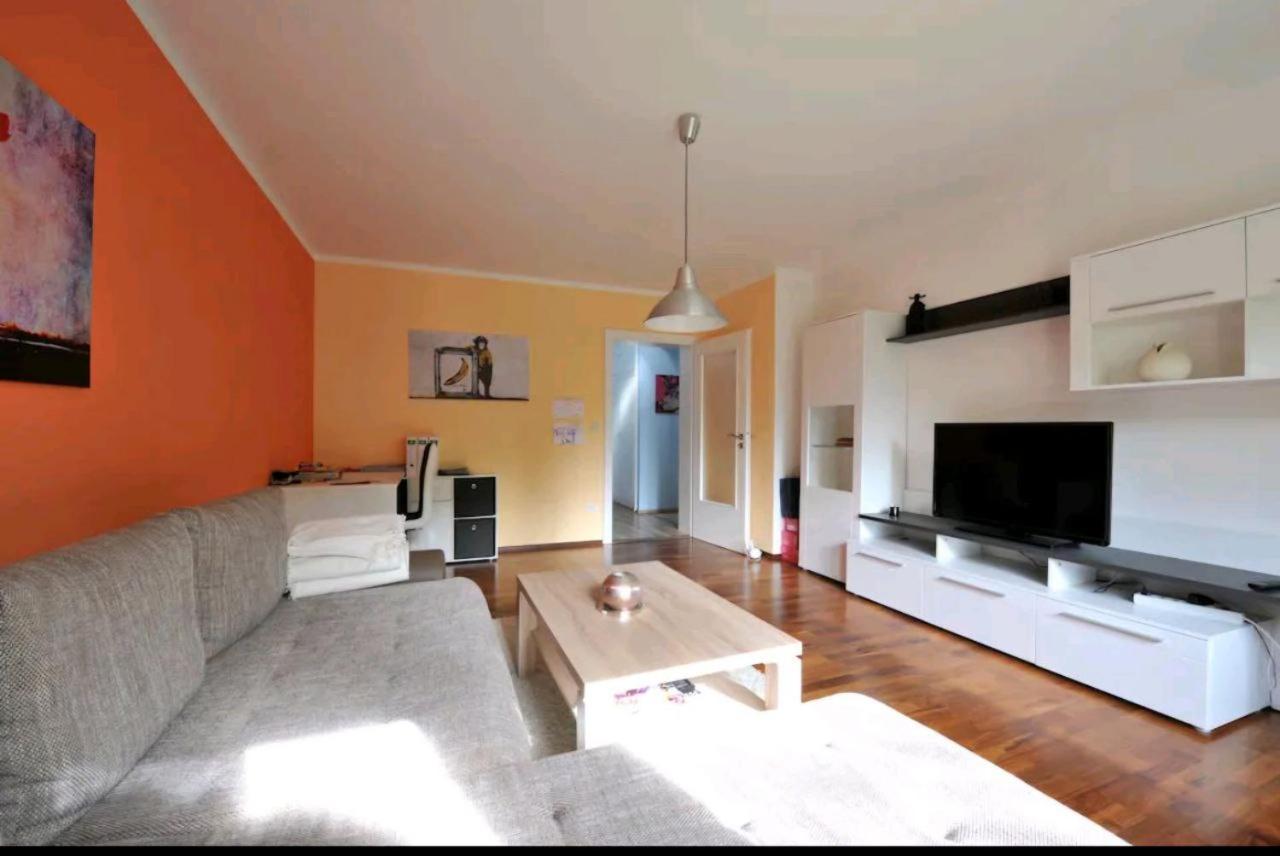 Privatunterkunft Zimmer *